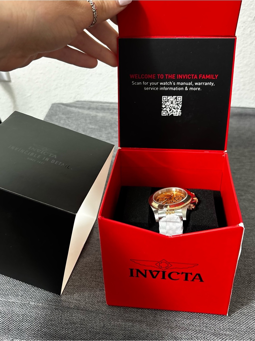 Invicta Speedway Professional 200M Chronograph Two Tone NWT - Picture 6 of 6
